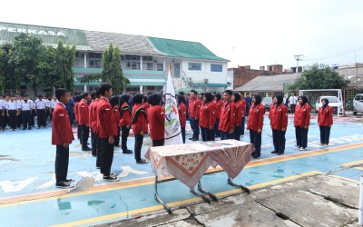 Pelantikan dan Serah Terima Jabatan Pengurus OSIS Masa Bakti 2024/2025 di SMK Budi Perkasa.