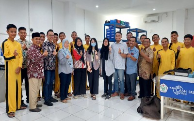 Kunjungan kerja pendampingan Tim Management BCA Pusat dan diskusi bersama di ruang TeFa BCA CMA SMK Budi Perkasa.